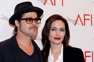 Guerra Jolie-Pitt não tem fim à vista