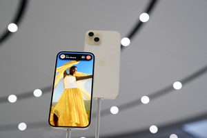 Novo iPhone 15 com carregamento universal e melhores câmaras