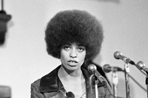 Entre Britney Spears e Angela Davis, os livros de não-ficção a chegar