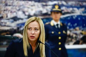 Itália quer impor testes médicos a migrantes menores para verificar idade