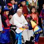 Papa Francisco chega à Mongólia na primeira visita de um pontífice ao país