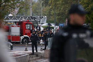 Turquia responde a ataque bombista com ataques no norte do Iraque