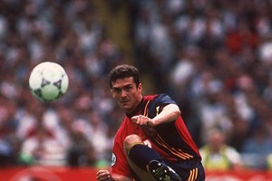 Guillermo Amor: “Substituí o Maradona na minha estreia, isso foi inesquecível”