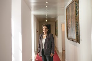 Um dia com Ana Jorge, provedora da Santa Casa: “Aqui é tudo aos milhões, é assustador”