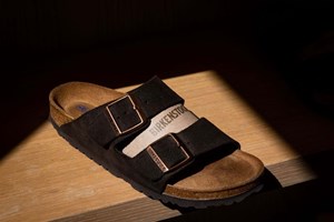 Birkenstock, a sandália feia mais desejada