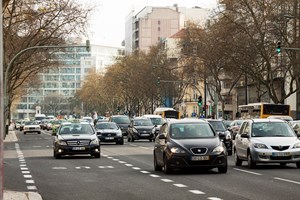Incentivo ao abate de carros com mais de 16 anos deverá rondar os 3 mil euros