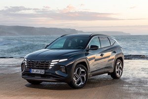 Hyundai Tucson Híbrido, um alpinista social