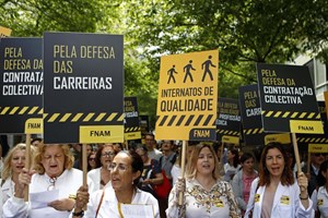 Governo e médicos ainda sem acordo voltam a reunir-se na terça-feira 