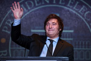 Nem Trump, nem Bolsonaro, Milei não é um 'maluco normal'