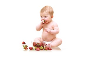Os bebés já podem comer morangos?