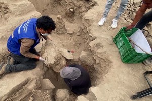 Descobertas cinco múmias com mais de mil anos no Peru