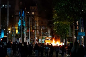 Desacatos em Dublin após ataque com faca causou cinco feridos