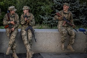 Ucrânia altera política de recrutamento para manter os combates