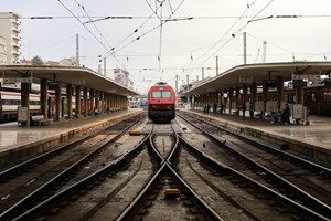 Consórcio da DST com franceses ganha comboios de 746 milhões para a CP