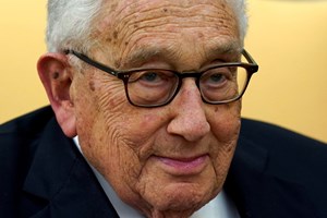 Morreu Henry Kissinger