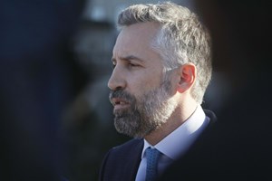 Pedro Nuno Santos quer 'recuperação gradual do tempo de serviço' de todos os funcionários públicos