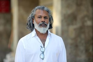 Shehan Karunatilaka: 'Como lidar com o passado? Enterrando-o?'