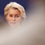 Von der Leyen está em Kiev para discutir adesão à UE