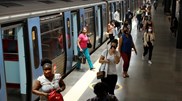 <![CDATA[ Circulação interrompida na linha Azul do Metro de Lisboa ]]>