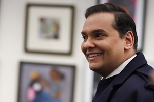 EUA. Expulso deputado acusado de gastar dinheiro da campanha em Botox e OnlyFans