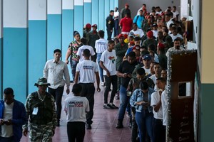 Pouca afluência de eleitores em Caracas no referendo consultivo sobre o Esequibo