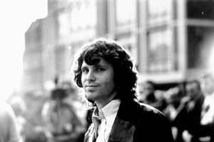 Há 80 anos, nascia uma lenda: Jim Morrison, o poeta atormentado