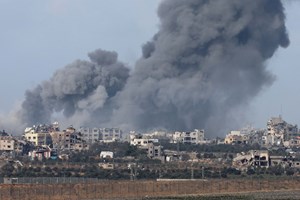Israel: Ofensiva prossegue no dia a seguir a veto dos EUA a um cessar-fogo