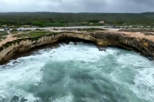 Irmãos envolvidos em acidente no Cabo Raso já foram entregues ao pai de um deles