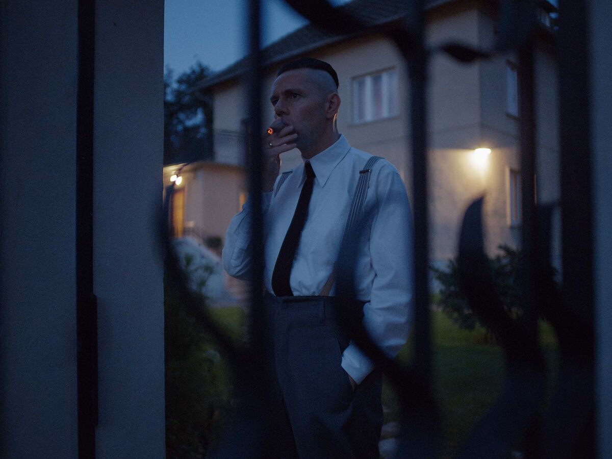 "A Zona de Interesse": no cinema, a pacatez à porta de Auschwitz