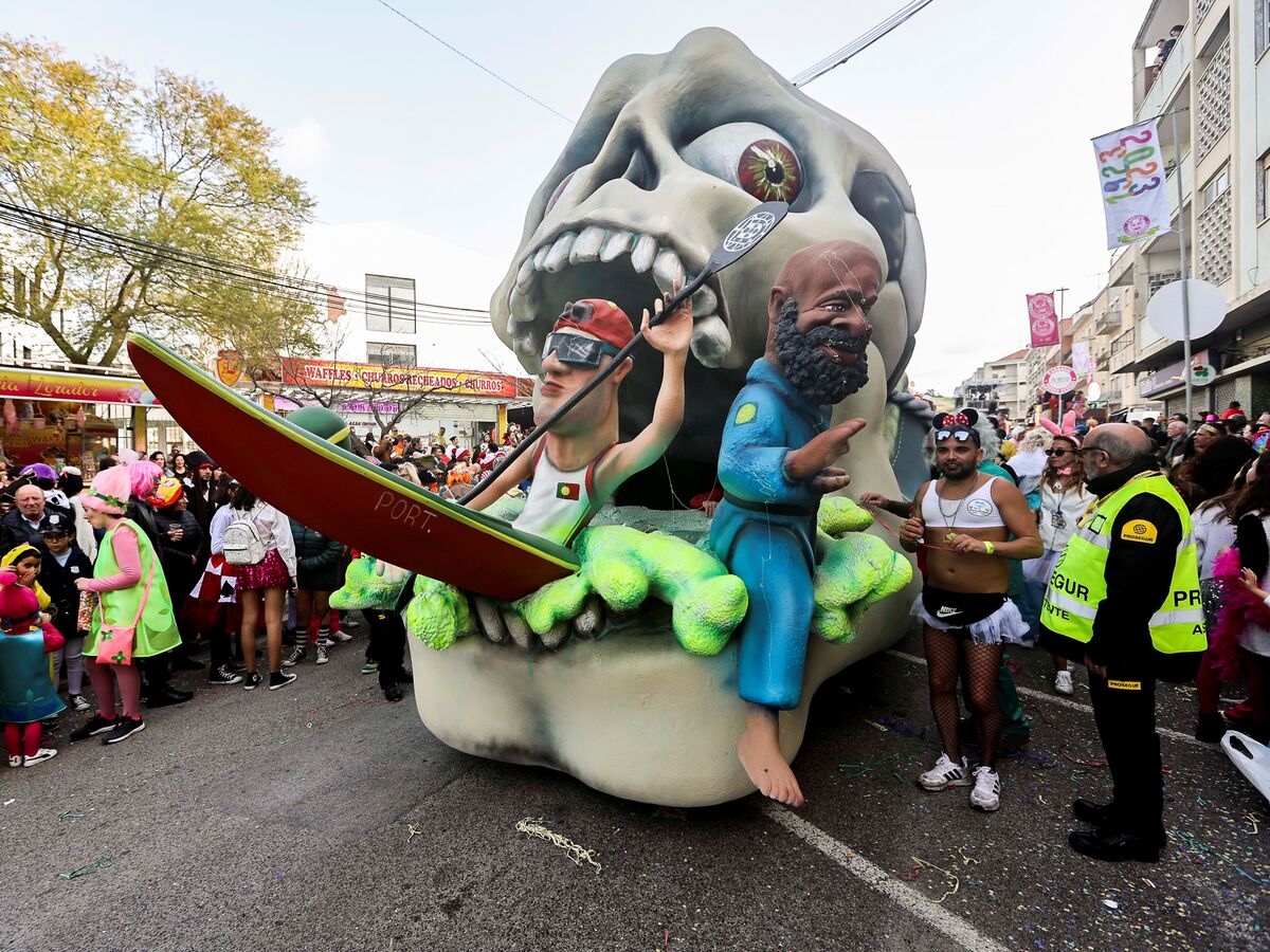 De Torres Vedras a Sesimbra, quatro destinos para celebrar o Carnaval