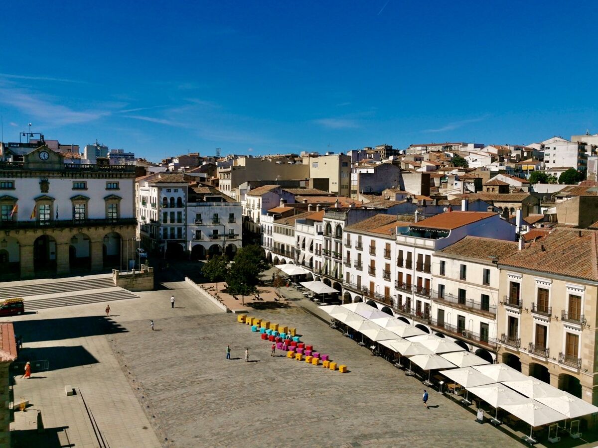 Cáceres: “cañas”, petiscos e arte aqui ao lado
