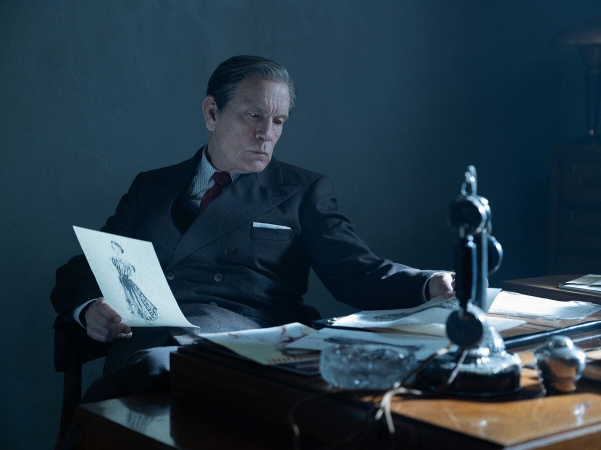 "The New Look": Nuno Lopes e um retrato ambicioso de um visionário da moda