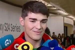 Diogo Ribeiro dormiu com as medalhas e "no dia a seguir a dos 50 metros estava partida"