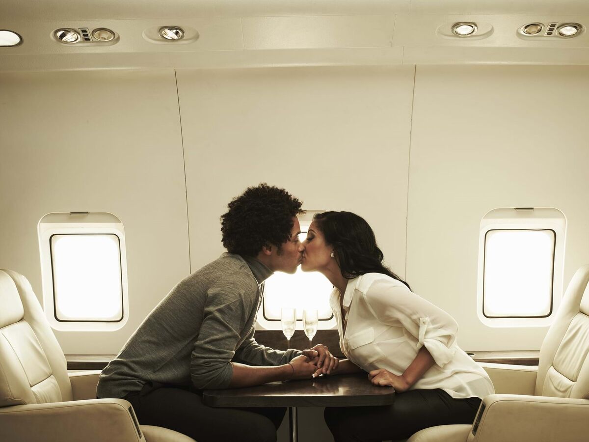A nova moda dos ricos? Viagens de avião para ter sexo