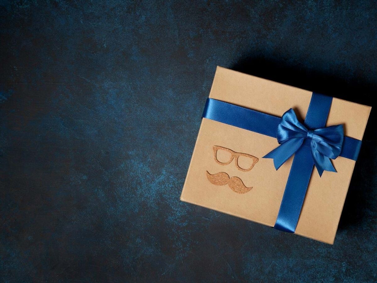 Perfume, relógios, vinho: 14 presentes para oferecer no Dia do Pai