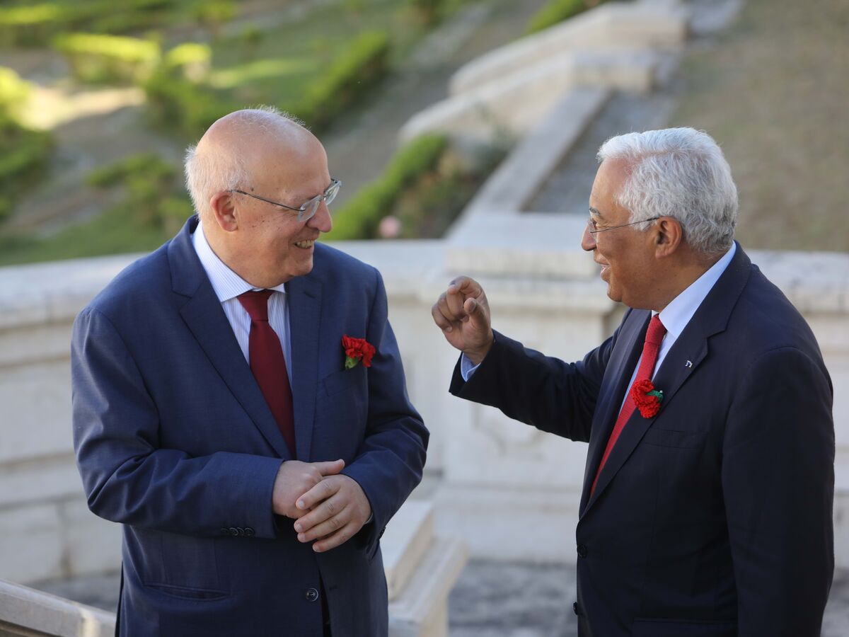 Costa e Santos Silva: Espelho meu, quem tem mais cargos do que eu?