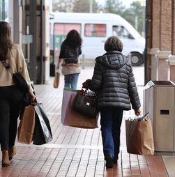 Economia cresce 2,4% no 3.º trimestre em termos homólogos