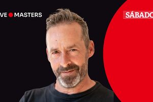 Sempre quis saber mais sobre stand-up comedy? Aprenda no LiveMaster da SÁBADO