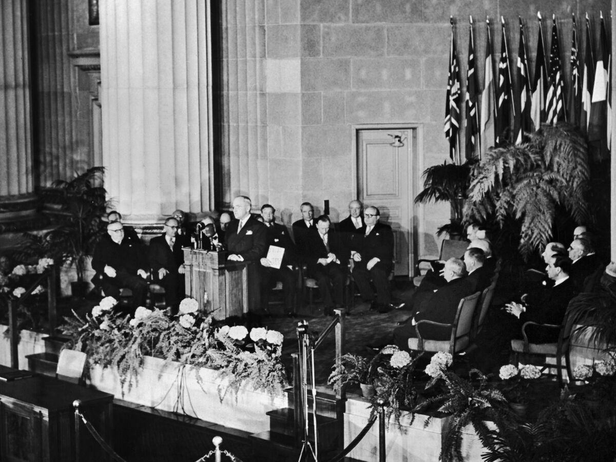 75 anos da NATO: A velha aliança que resiste