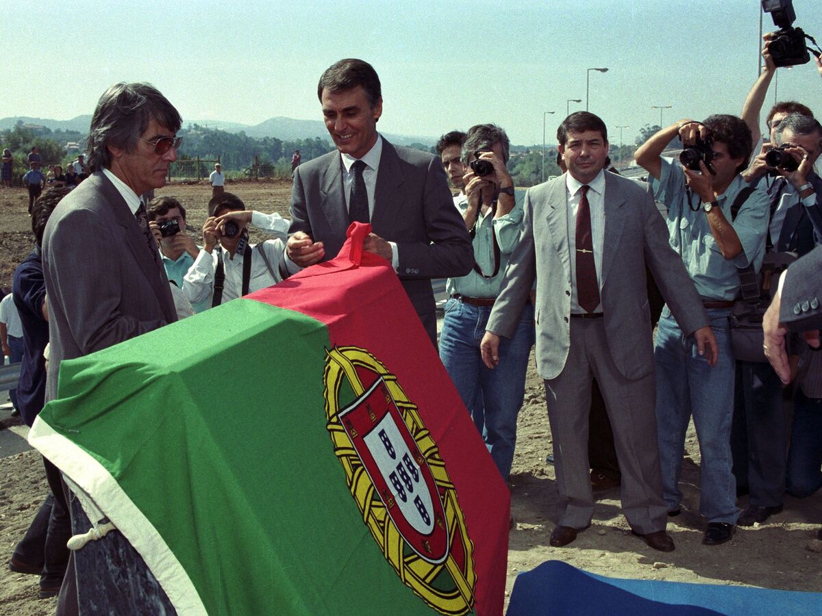 A revolução depois da Revolução: meio século de transformação