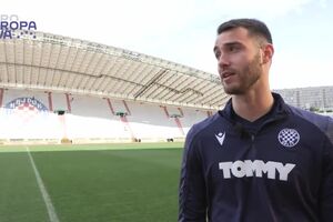 Um ex-jogador do Benfica numa cidade da Croácia onde se sente o… Benfica