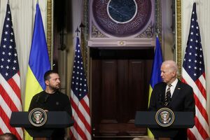 Volodymyr Zelensky e Joe Biden