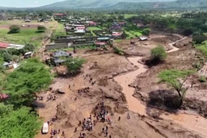 Imagens de drone mostram as consequências das inundações no Quénia 