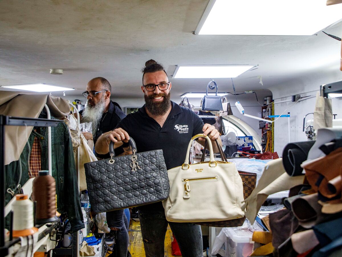 O milagreiro dos sapatos e das carteiras