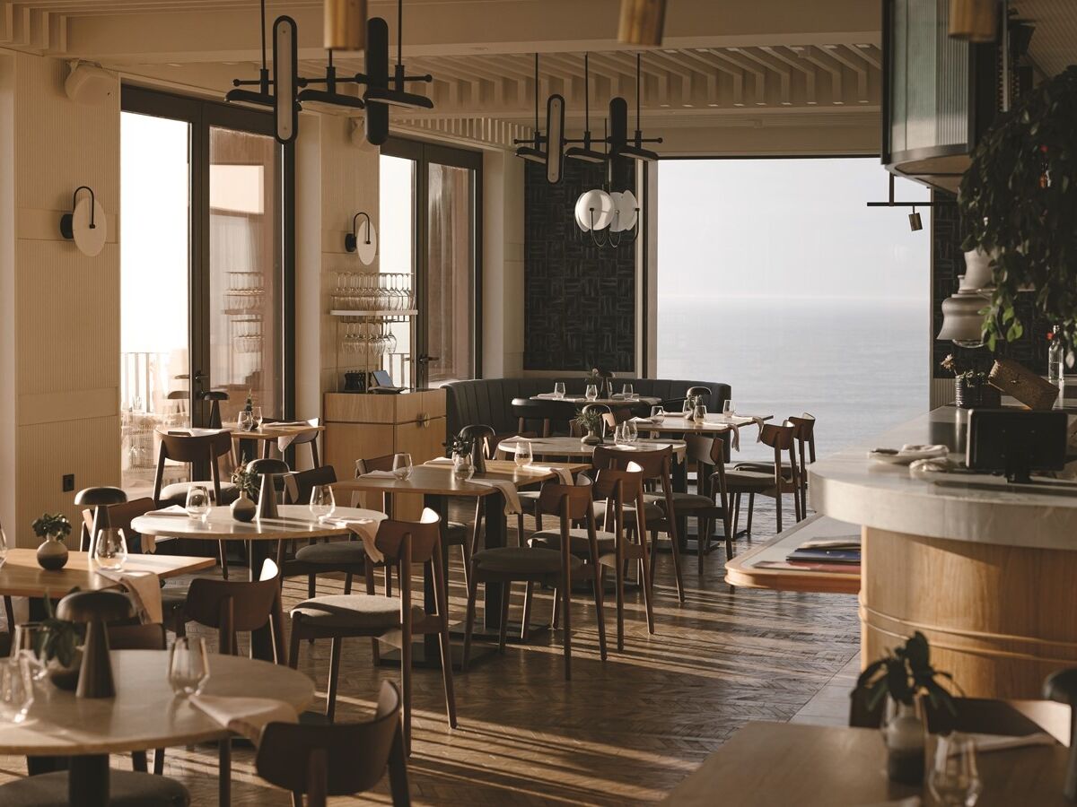 No Onda, na Ericeira, o mar brilha: no prato e na vista