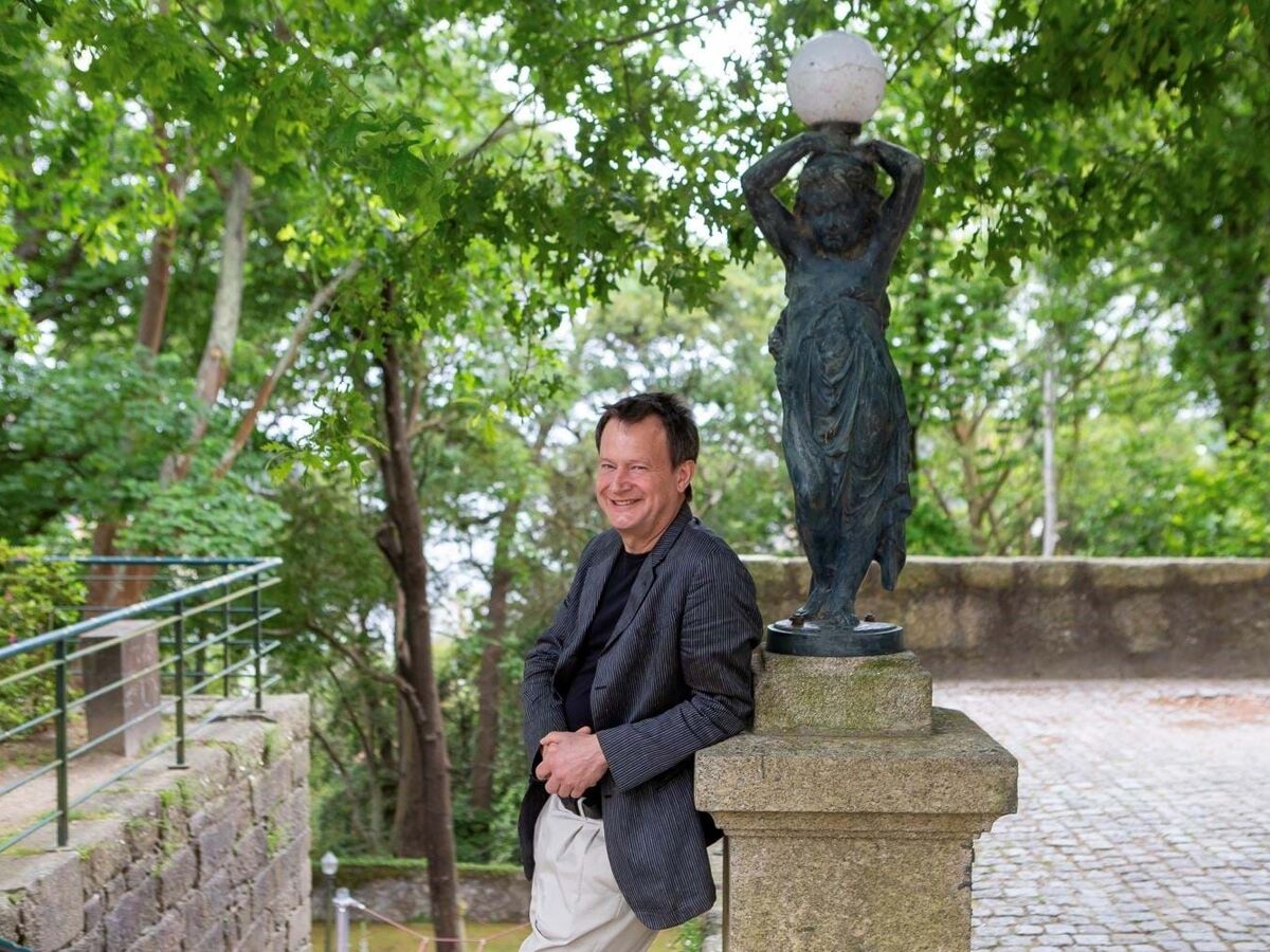 Bruce Hood: “Os finlandeses nem parecem ser os mais felizes”