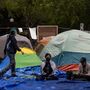 Polícia desmantela acampamento de estudantes na Universidade do Sul da Califórnia