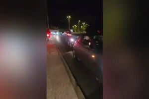 Dezenas de motos em contramão lançam caos na Marginal