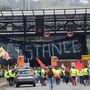 Europeias: Agricultores franceses e espanhóis mantêm bloqueios de protesto na fronteira