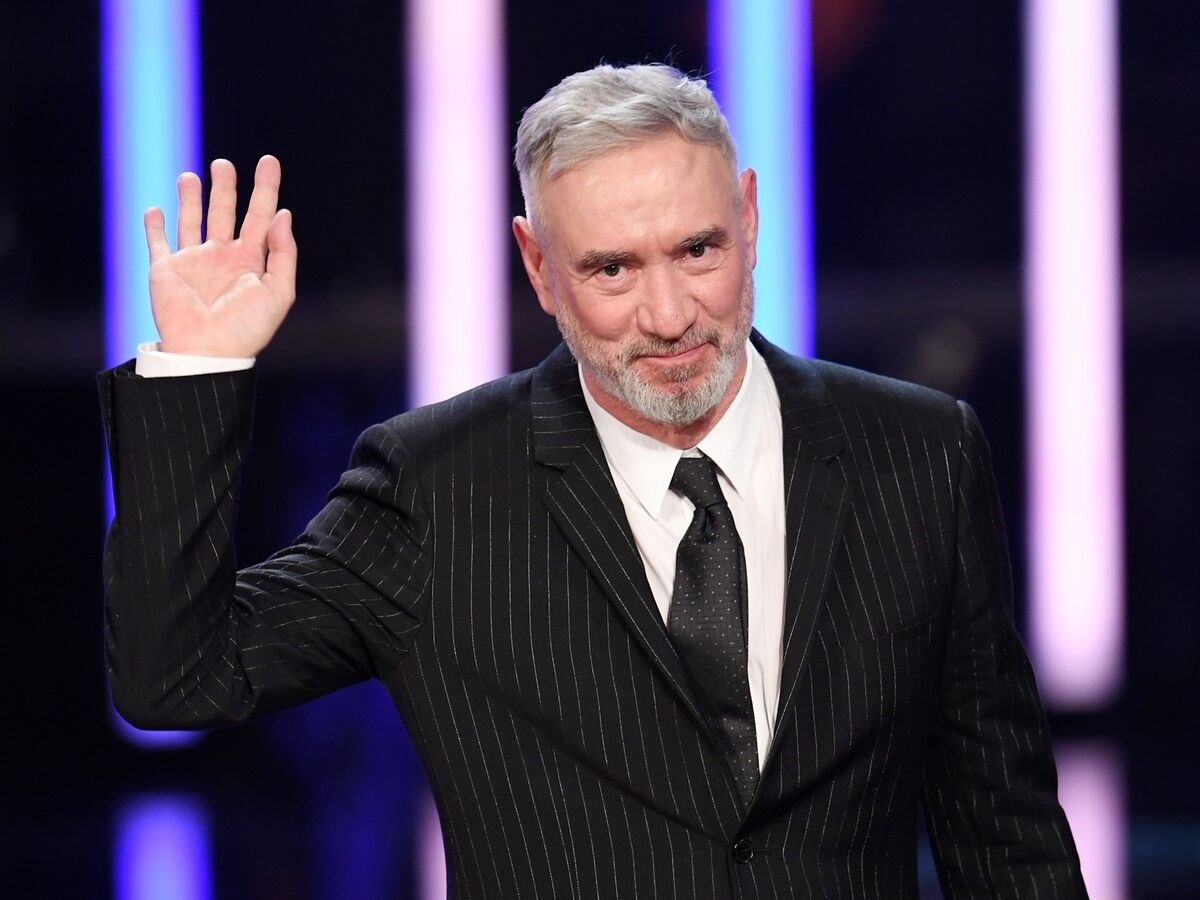 Roland Emmerich: "Foi incrível trabalhar com Anthony Hopkins"